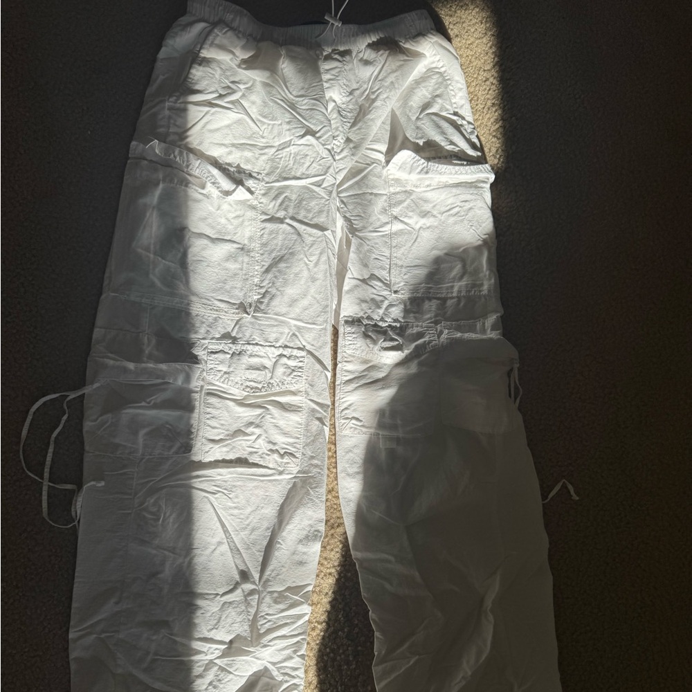 White Aeropostale Parachute Cargo Pants
